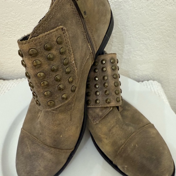 Lucky Brand Dosey Studded Ankle Boots - Brown - Picture 2 of 4